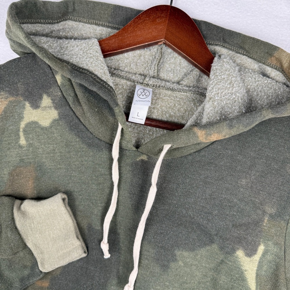 Alternative Hoodie Womens Large Green Camo Pullover Fleece Sweatshirt